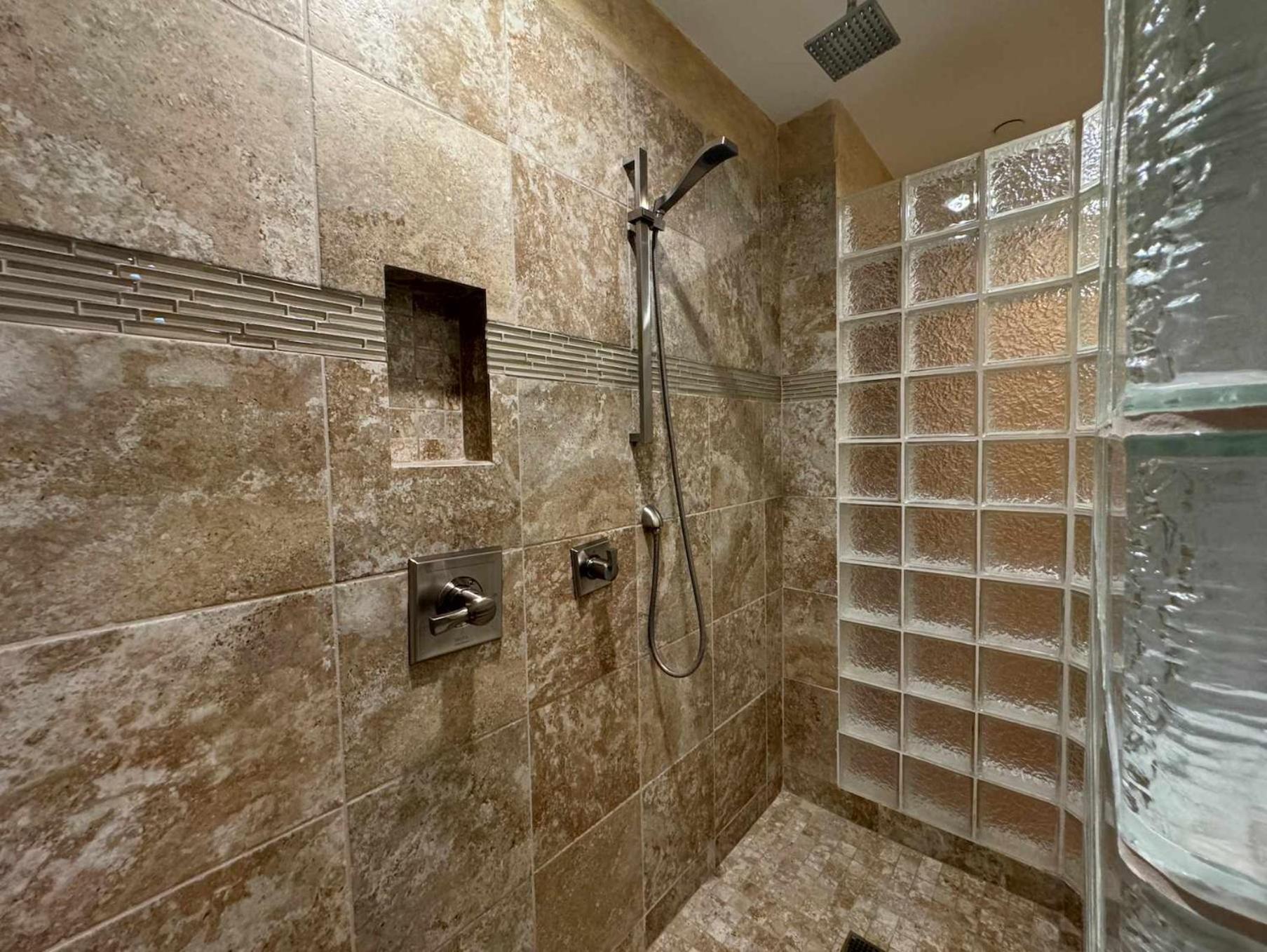 וייל Best Location In The Heart Of Lions Head, Ski Lockers, Jacuzzi And Pool מראה חיצוני תמונה